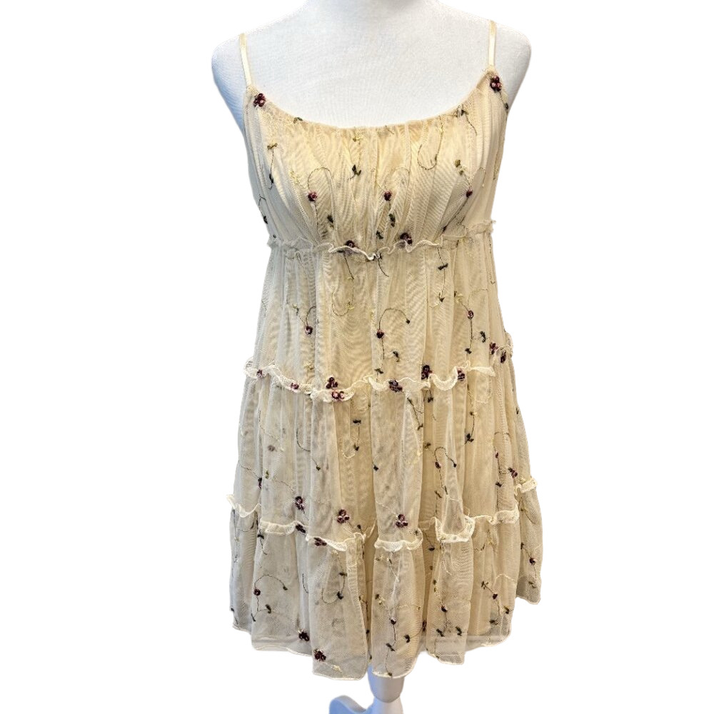 Sundress Ivory color w/thin straps, airy tiered & lined, rose embellishments Med
